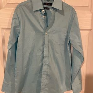 Izod collard dress shirt for a young man